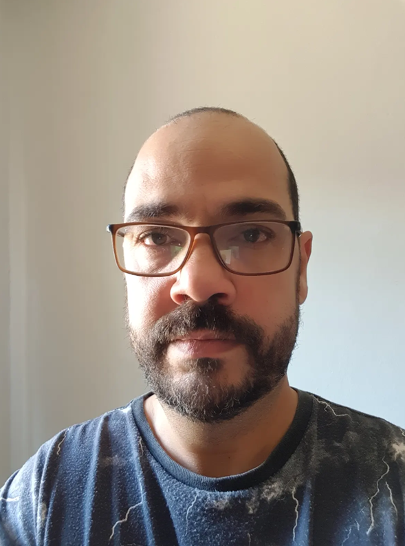 Esdras Heiderich Costa